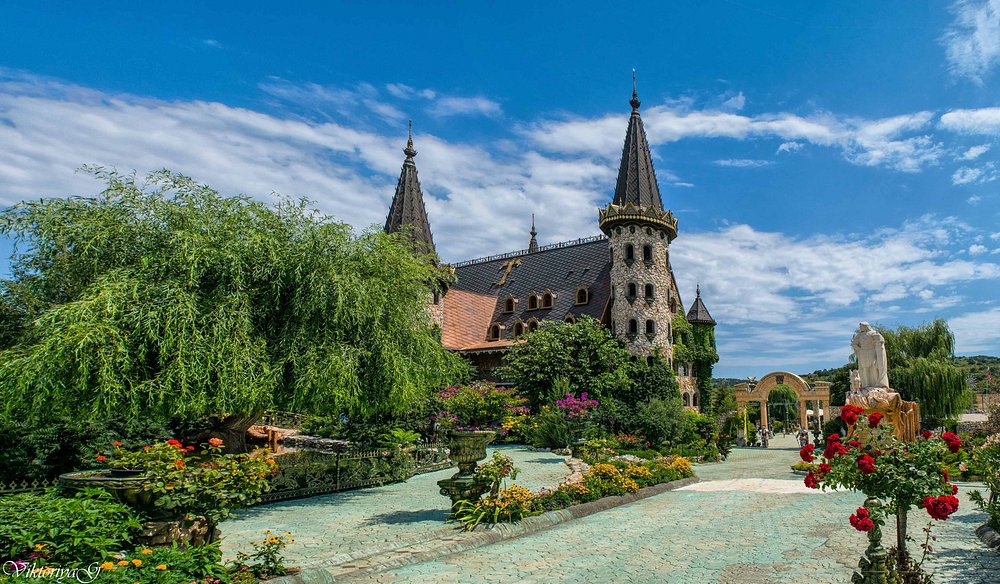 Castle of Ravadinovo