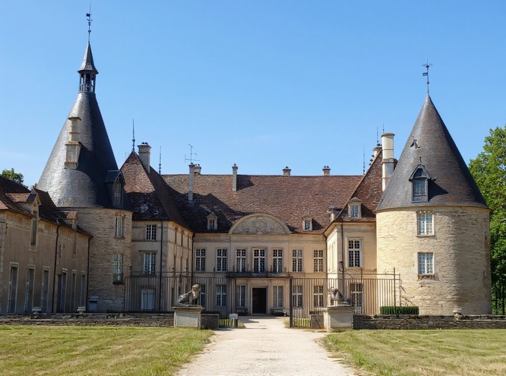 Château de Commarin